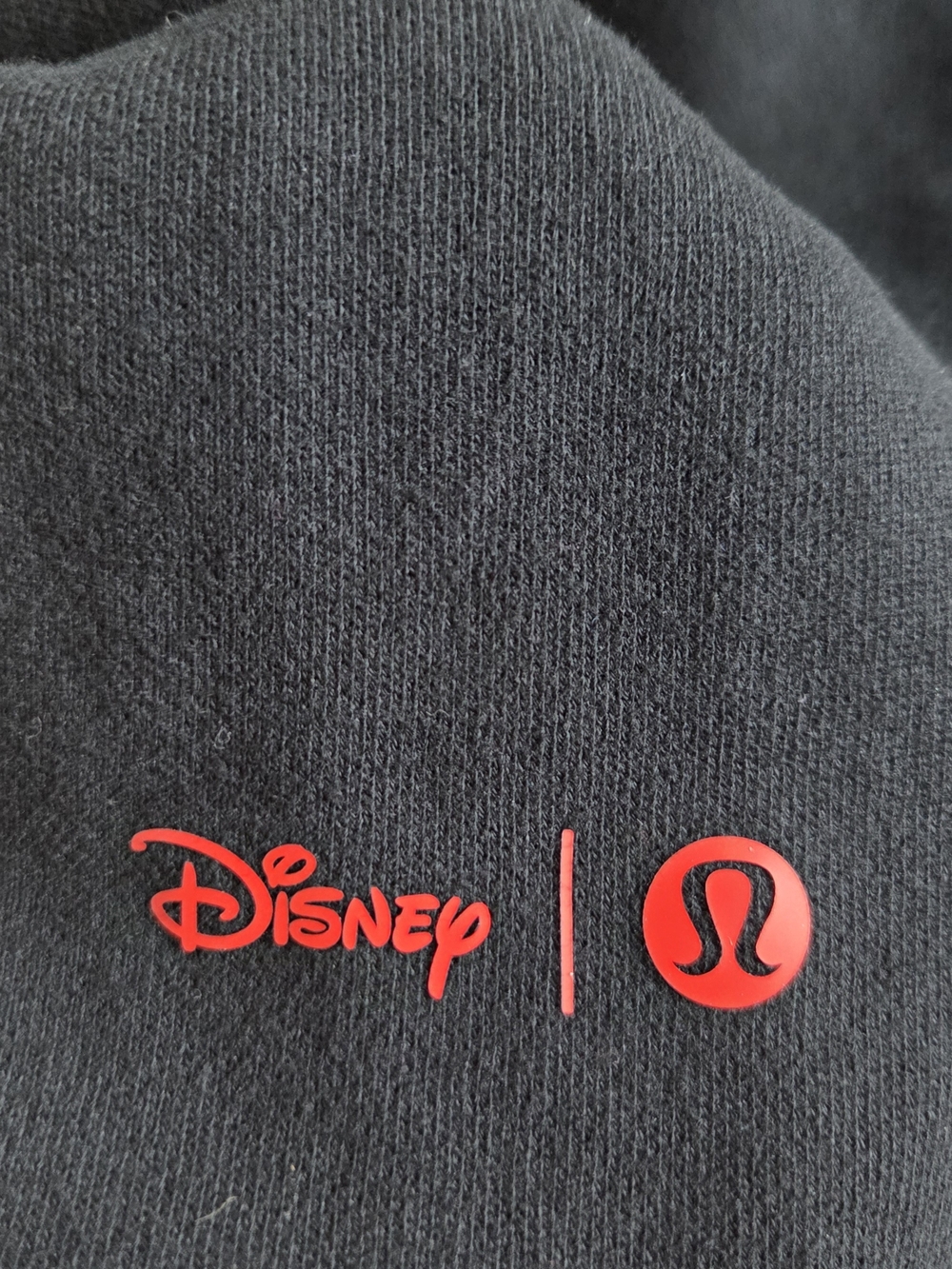 Disney x Lululemon Steady State Crewneck Sweatshirt 2xl 3xl Mickey Black And Red - Picture 5 of 16